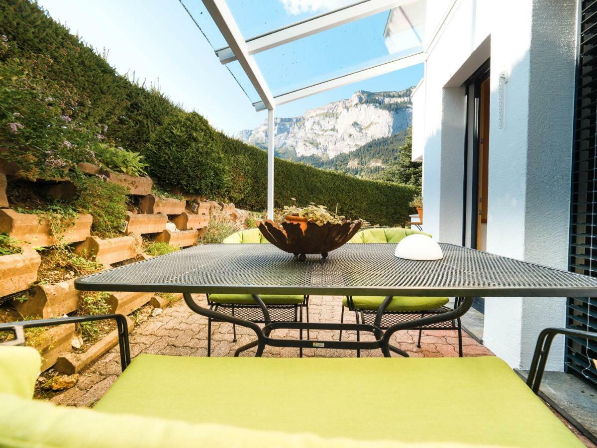 Apartamento Charming 4 Bed Flat In Flims Exterior foto
